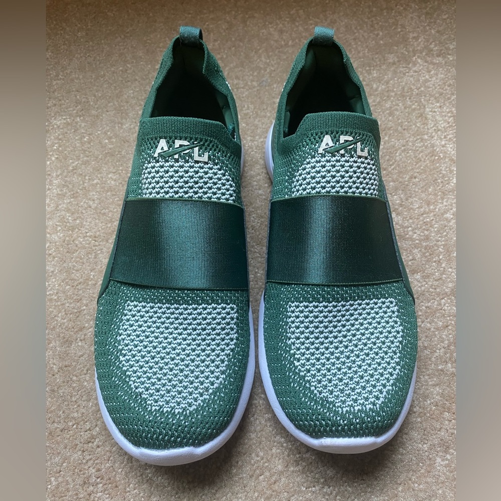 APL Techloom Bliss sneakers size 7